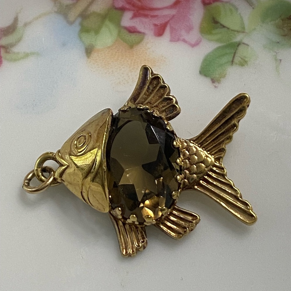 VTG 1970’s Danecraft Sterling Fish W/ Smoky Stone Pendant (firm)